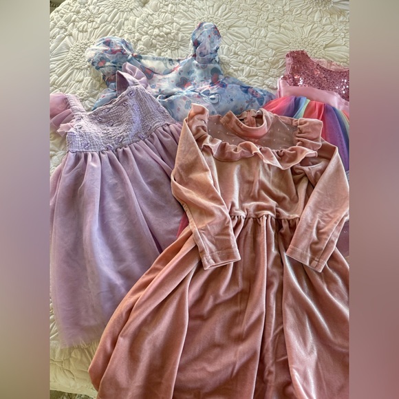 Bundle of 5 Little Girl Dresses - Picture 3 of 15